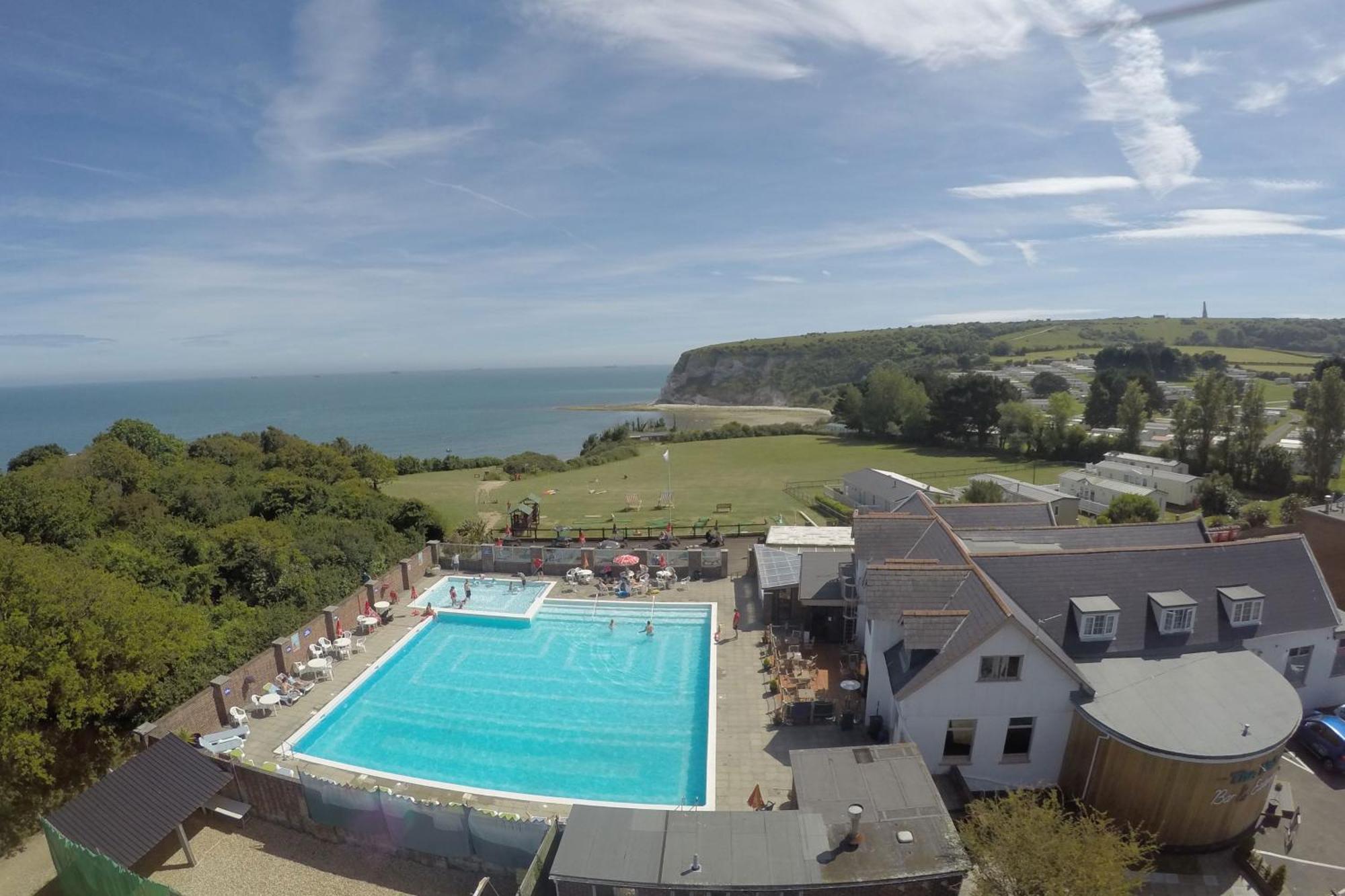 Whitecliff Bay Holiday Park - Most Popular Location Near Pools, Clubs And Beach Bembridge Exterior foto
